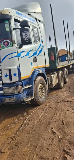 Scania 114 Semi