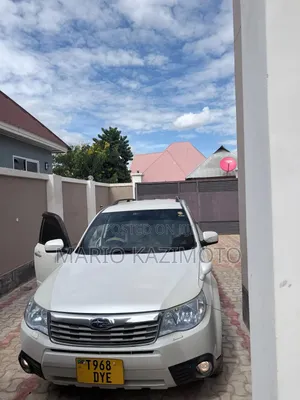Subaru Forester 2010 White