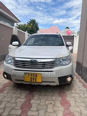 Subaru Forester 2010 White