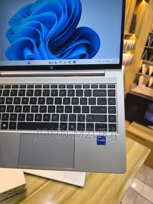 New Laptop HP ProBook 640 G8 16GB Intel Core i7 SSD 512GB