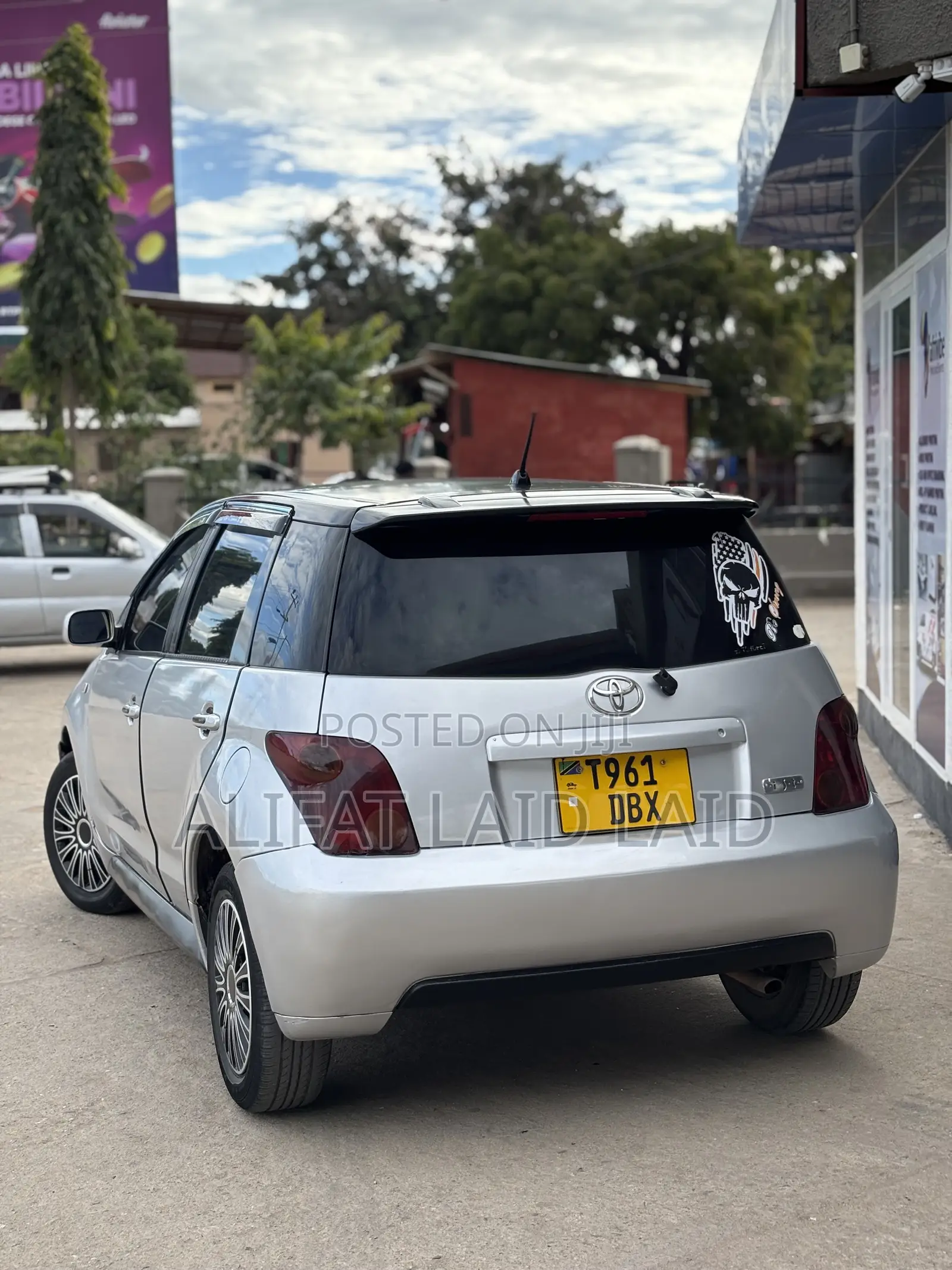 Toyota IST 2004 Silver