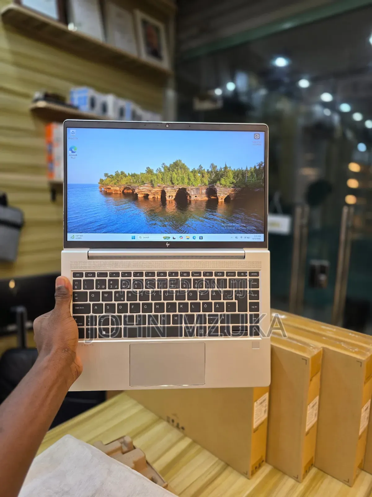 New Laptop HP EliteBook 645 G9 16GB AMD Ryzen 5 SSD 512GB
