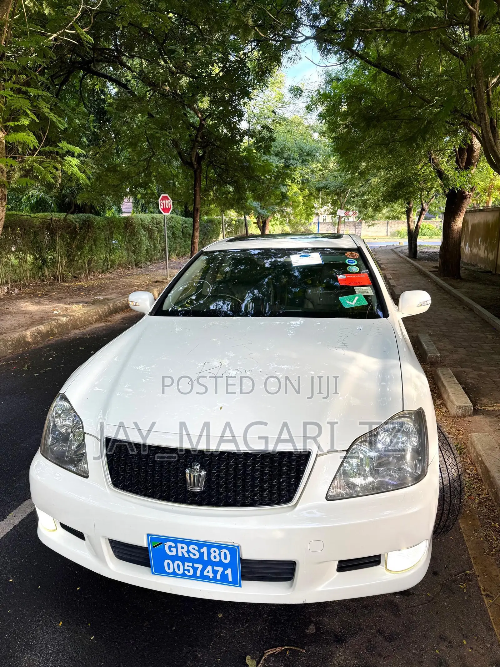 Toyota Crown 2006 White