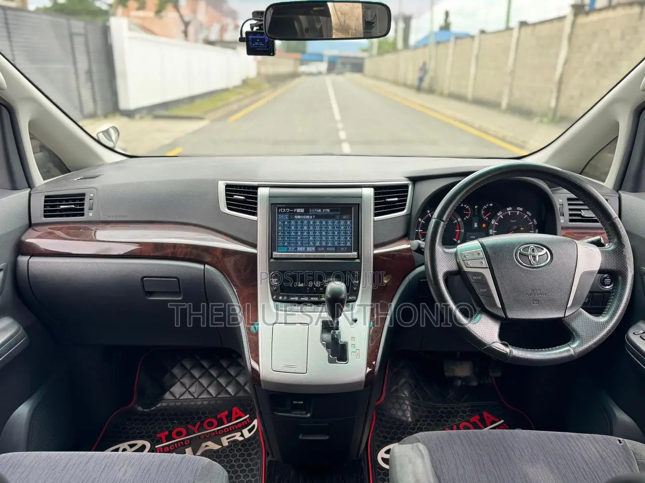 Toyota Alphard 2010 White