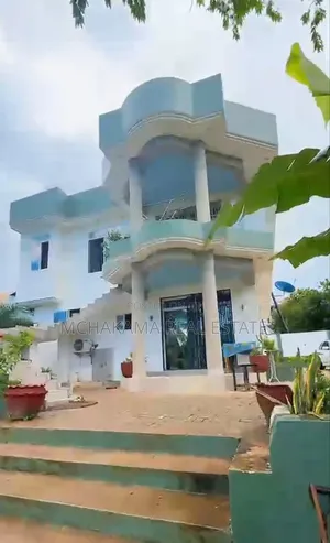 5bdrm Block of Flats in Mchakama Real Estate, Goba for sale