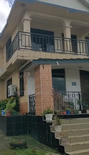 5bdrm Block of Flats in Mchakama Real Estate, Segerea for sale