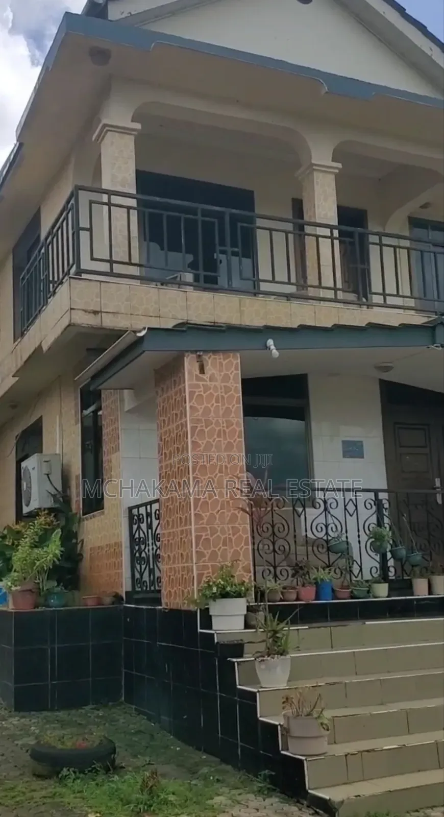 5bdrm Block of Flats in Mchakama Real Estate, Segerea for sale