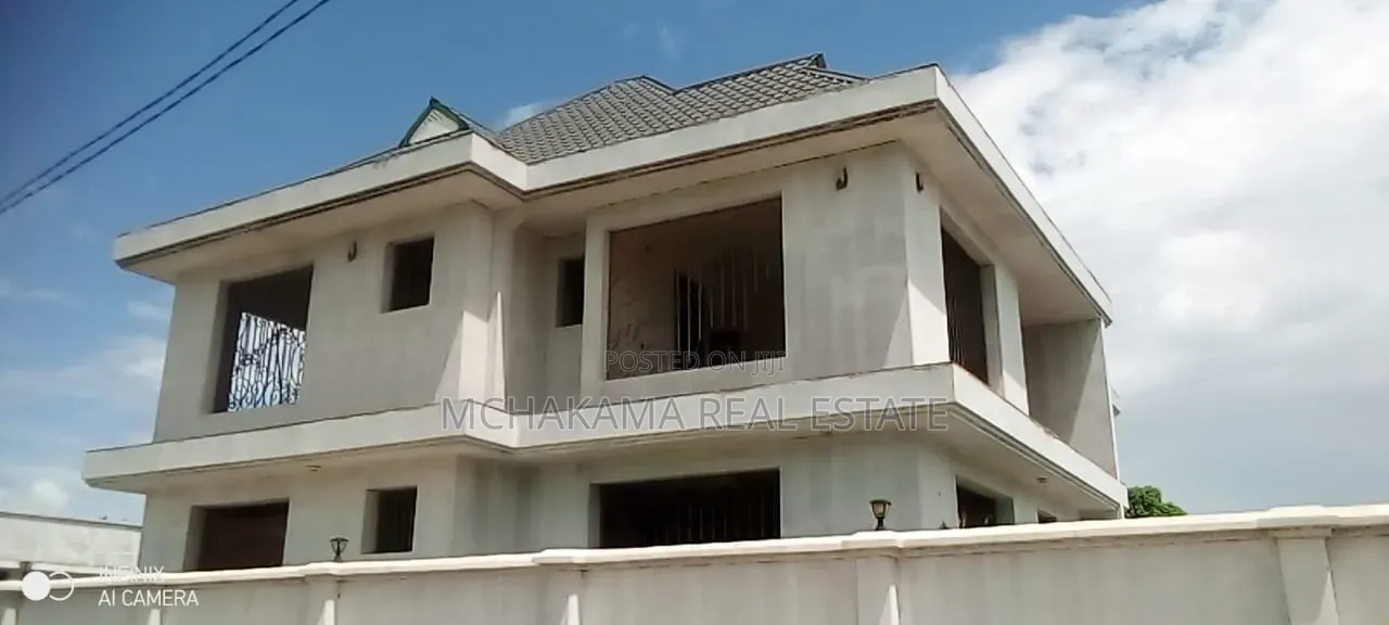 7bdrm Block of Flats in Mchakama Real Estate, Kigamboni for sale