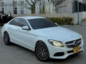 Mercedes-Benz C200 2015 White