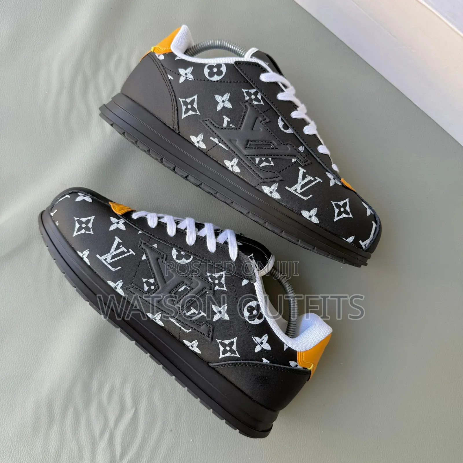 Men's Leather Shoes or Footwears Lv or Louis Vuitton Amazingly Branded