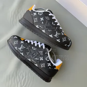 Men's Leather Shoes or Footwears Lv or Louis Vuitton Amazingly Branded