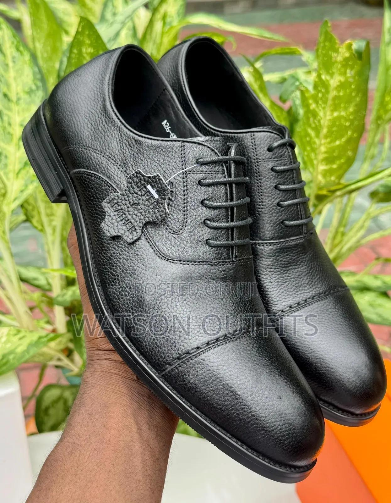 Men's Pure and Original Leather Shoes Berlutti Renato Castelo F Baneti
