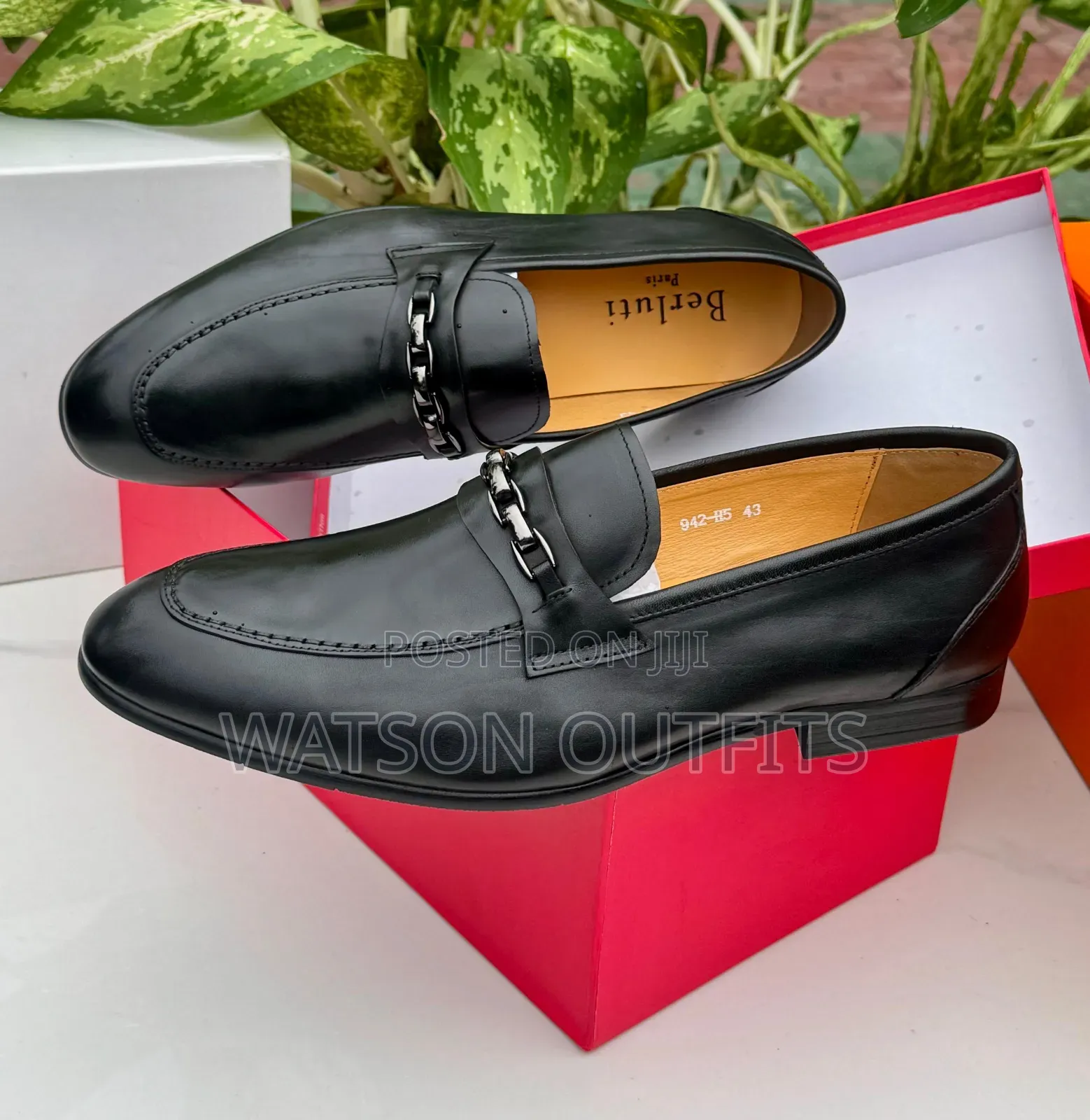 Men's Pure and Original Leather Shoes Berlutti Renato Castelo F Baneti
