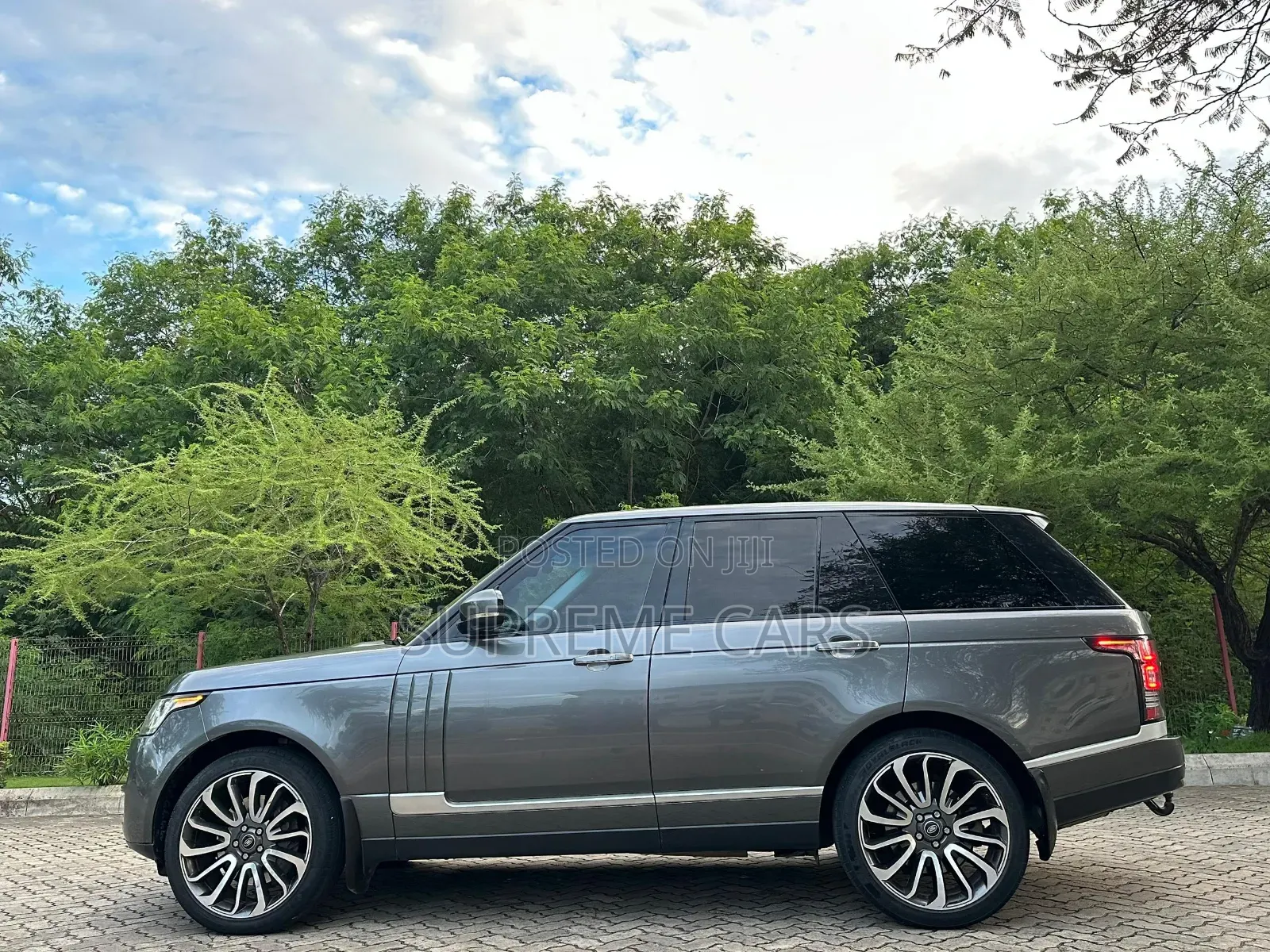 Land Rover Range Rover Vogue 2014 Gray
