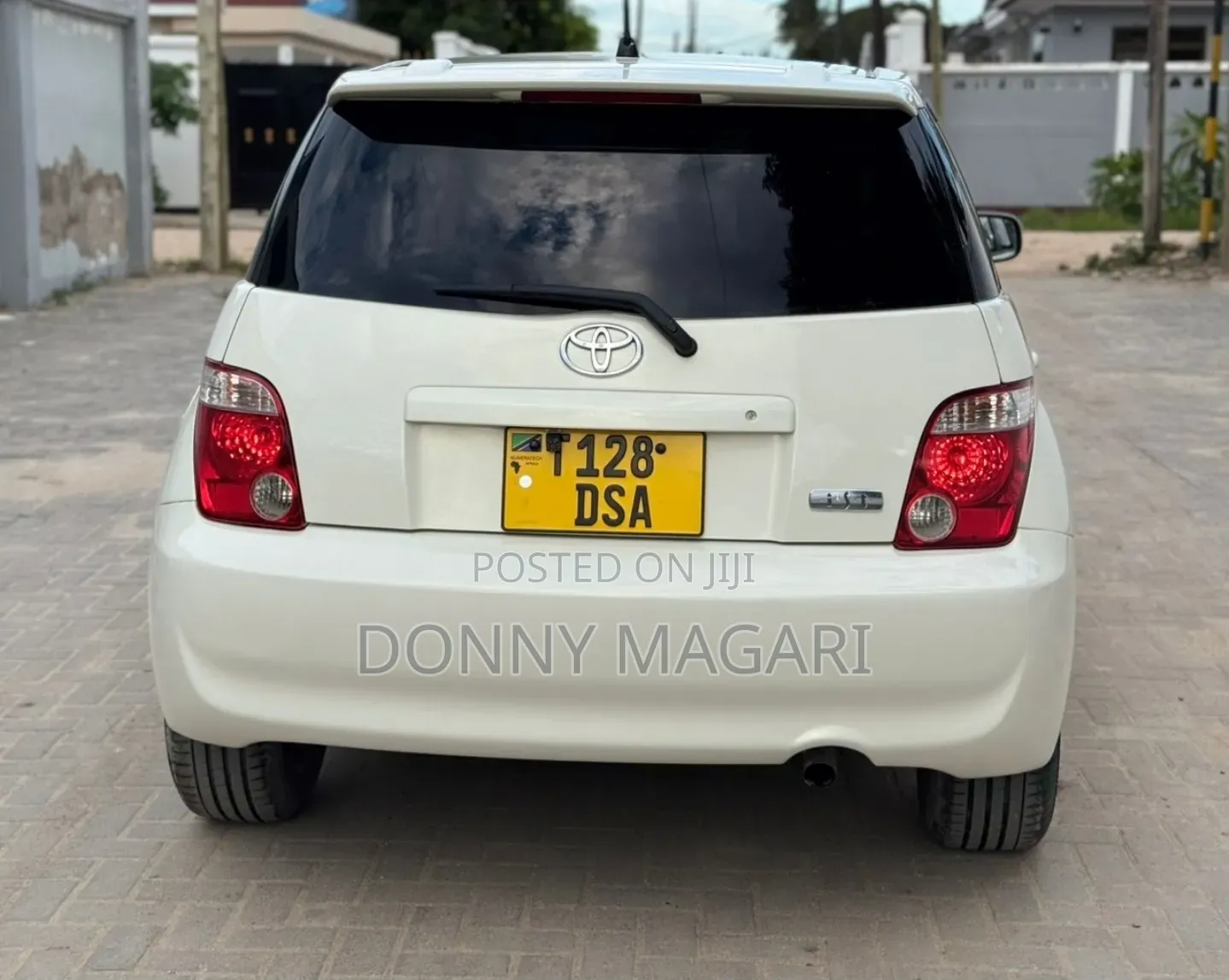 Toyota IST 2006 White