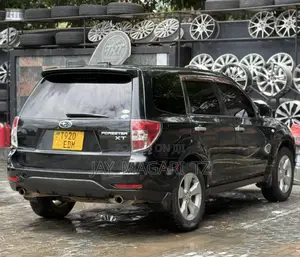 Subaru Forester 2010 Black