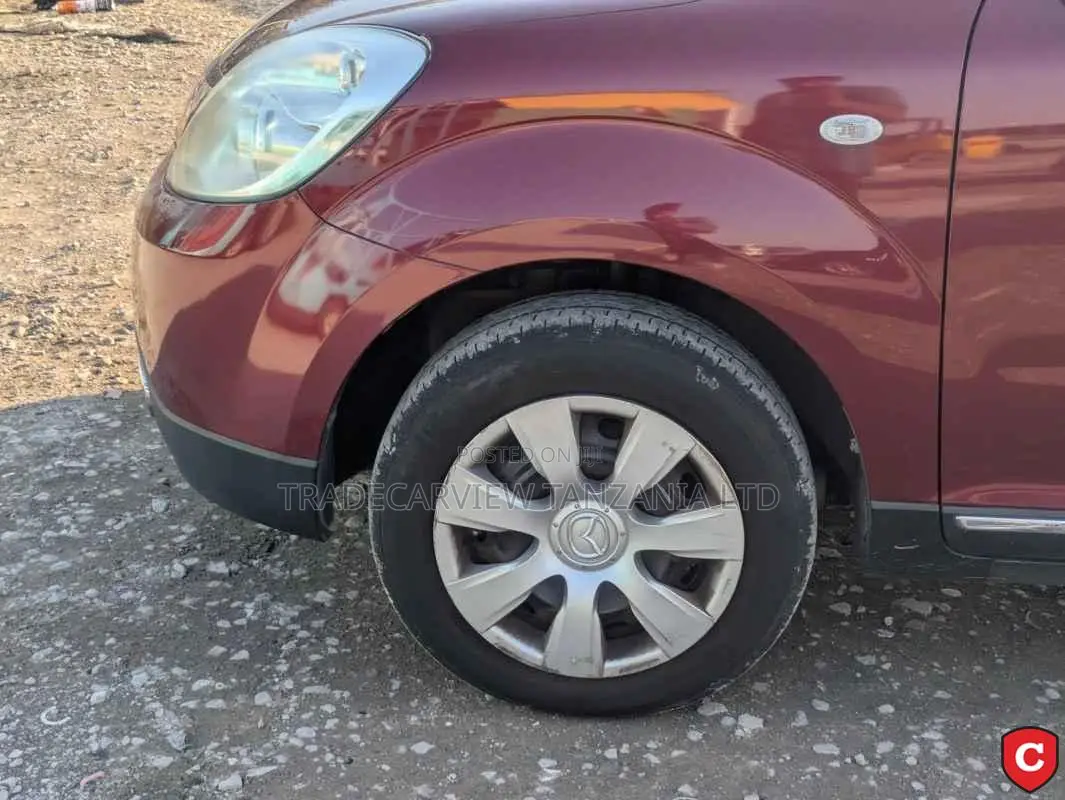Mazda Verisa 2013 Red