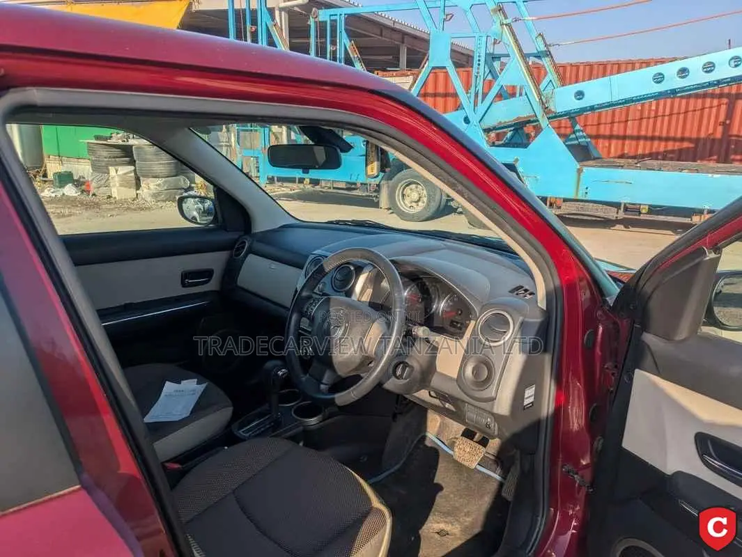 Mazda Verisa 2013 Red