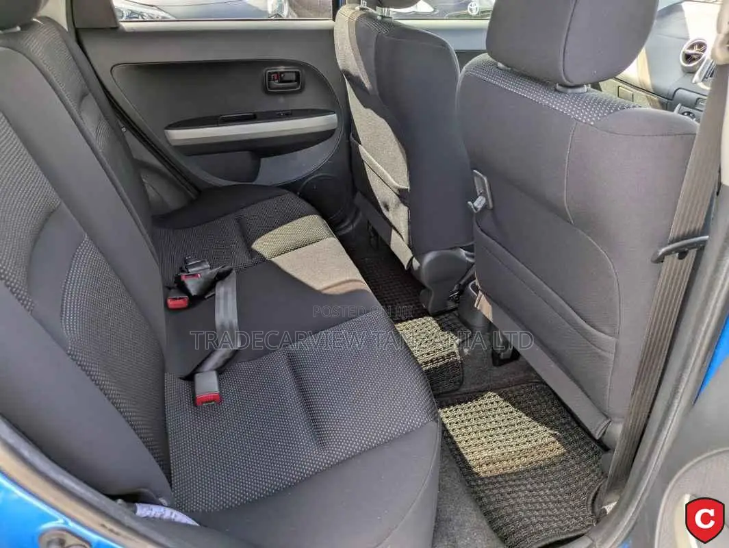 Toyota IST 2002 Blue