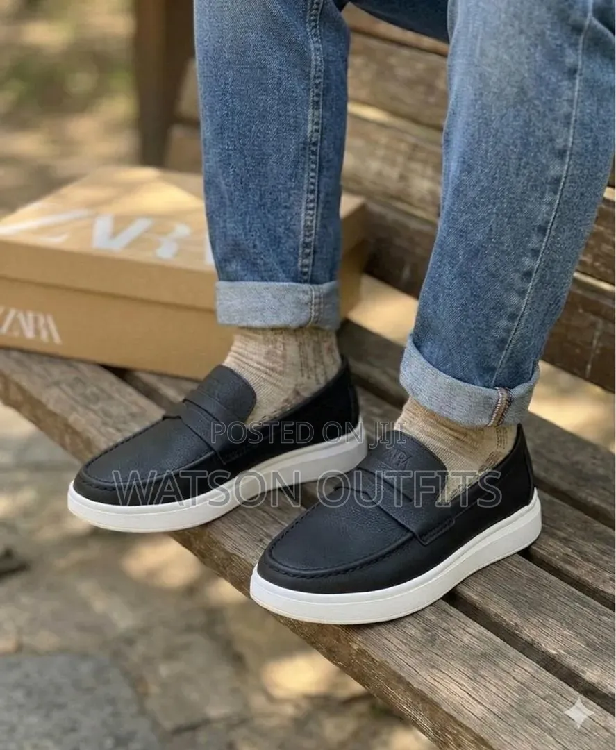 Men's New and Original Leather Shoes Classic and Simpo Zara Branded