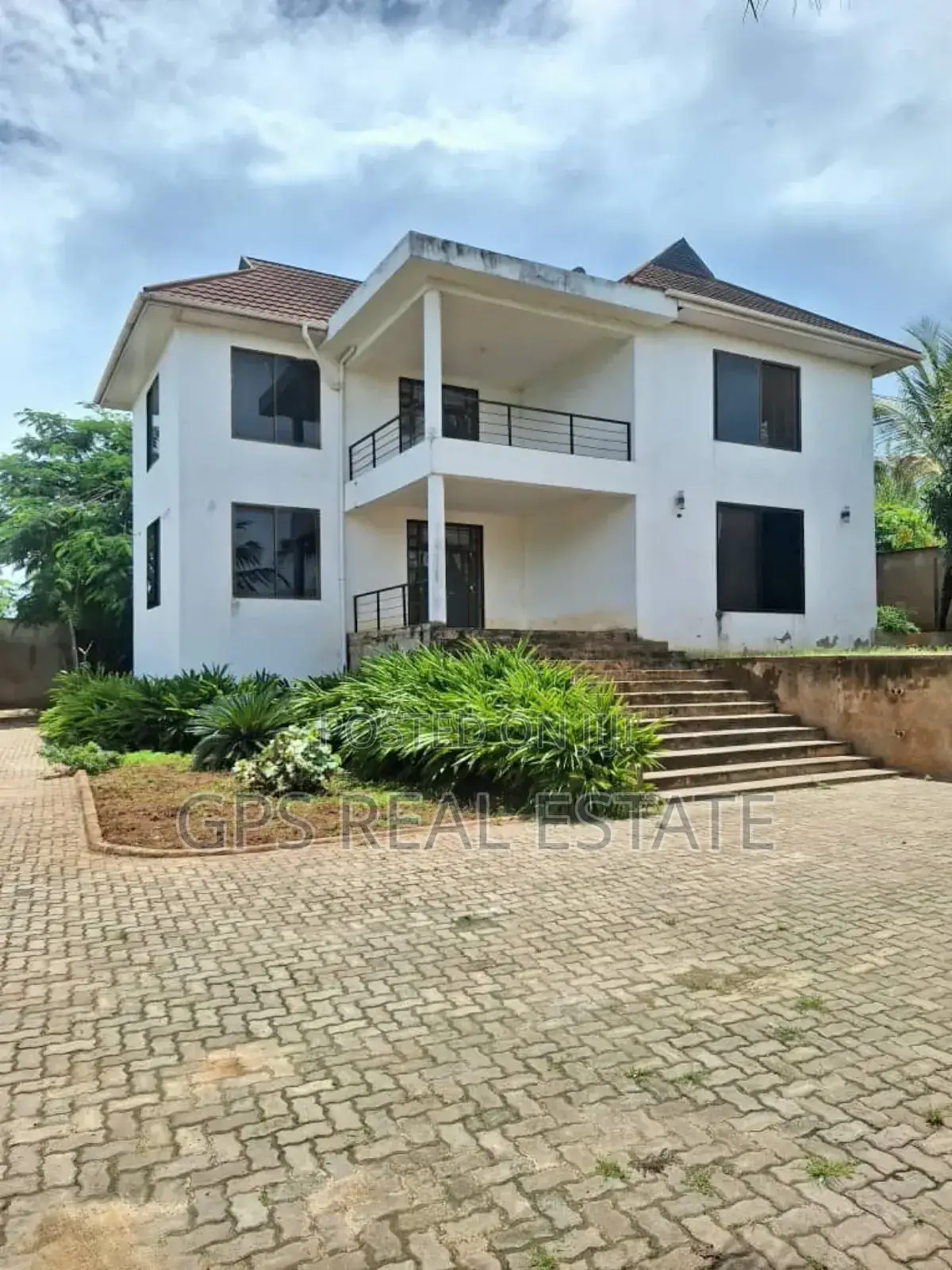 4bdrm House in Madale Mivumoni, Kinondoni for sale