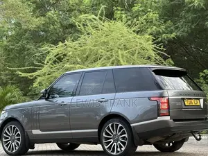 Land Rover Range Rover Vogue 2014 Gray