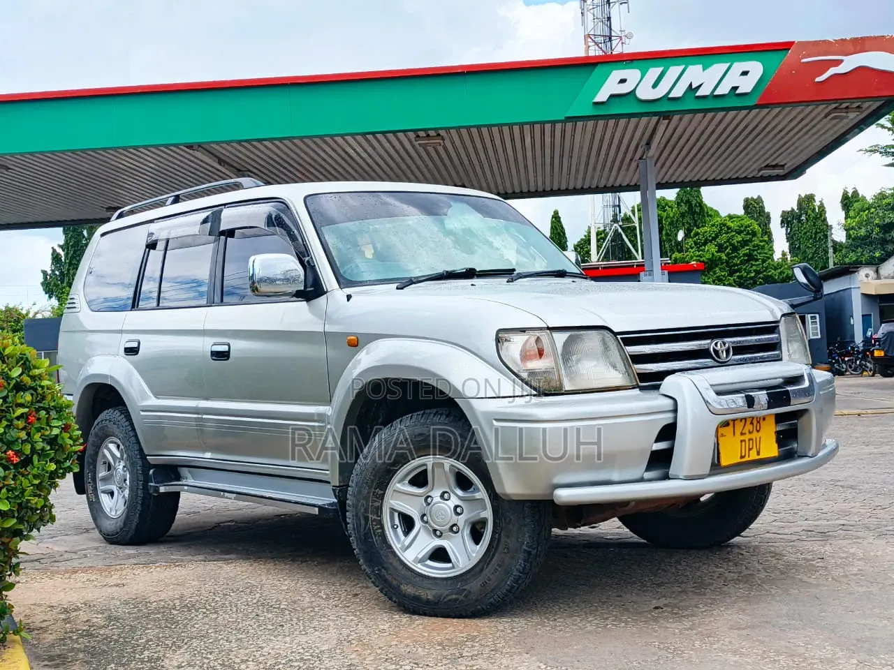 Toyota Land Cruiser Prado 2000 Silver