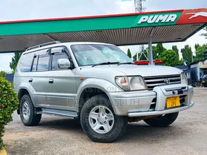 Toyota Land Cruiser Prado 2000 Silver