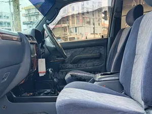 Toyota Land Cruiser Prado 2000 Silver
