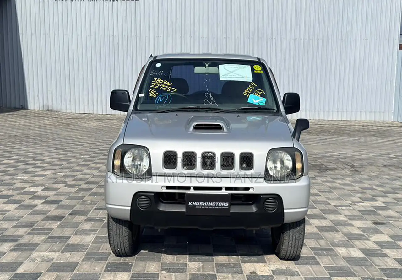 Suzuki Jimny 2001 Silver