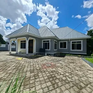 4bdrm House in Goba for rent
