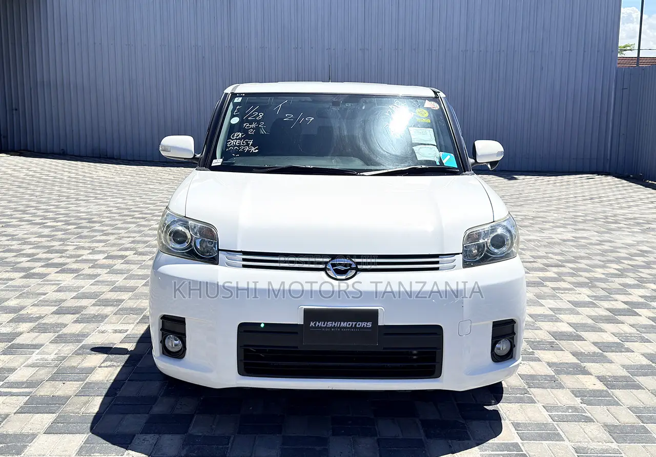 Toyota Corolla Rumion 2007 Pearl