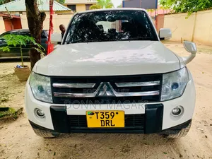 Mitsubishi Pajero 2008 White