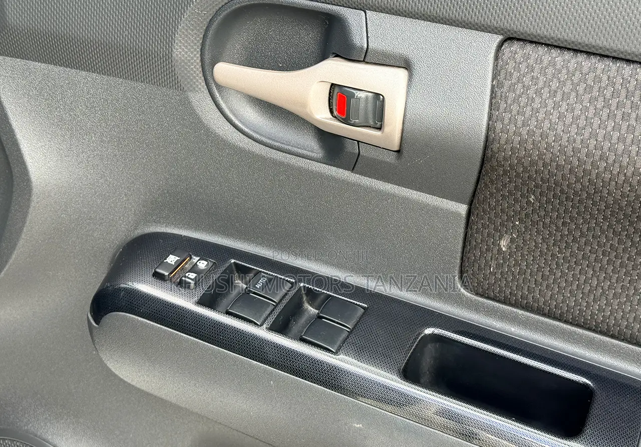 Toyota Corolla Rumion 2007 Pearl