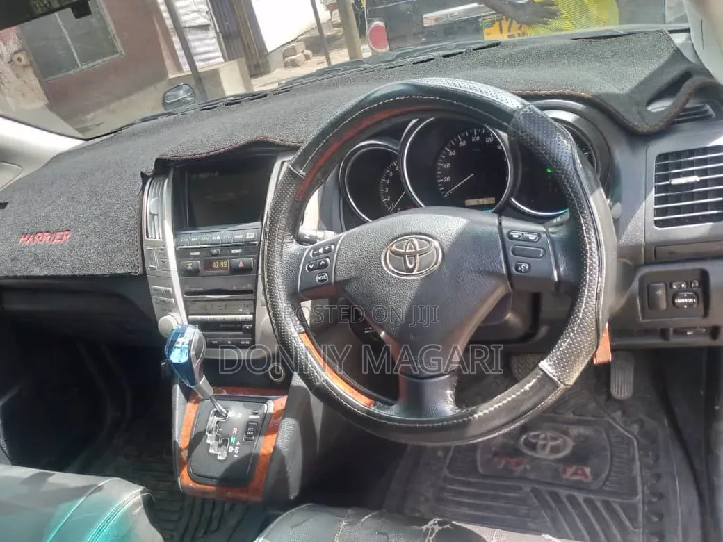 Toyota Harrier 2006 Black