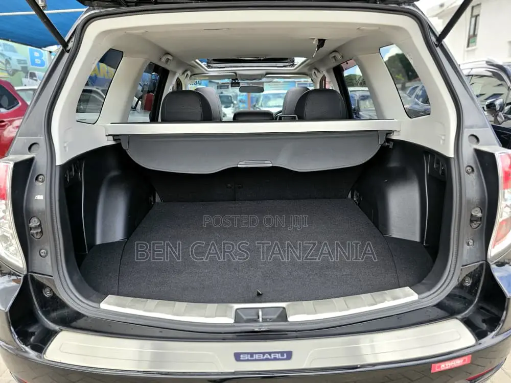 Subaru Forester 2010 Black