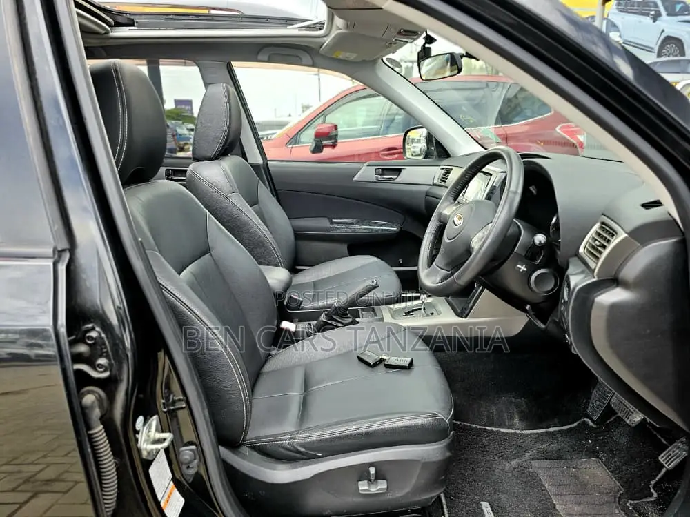 Subaru Forester 2010 Black