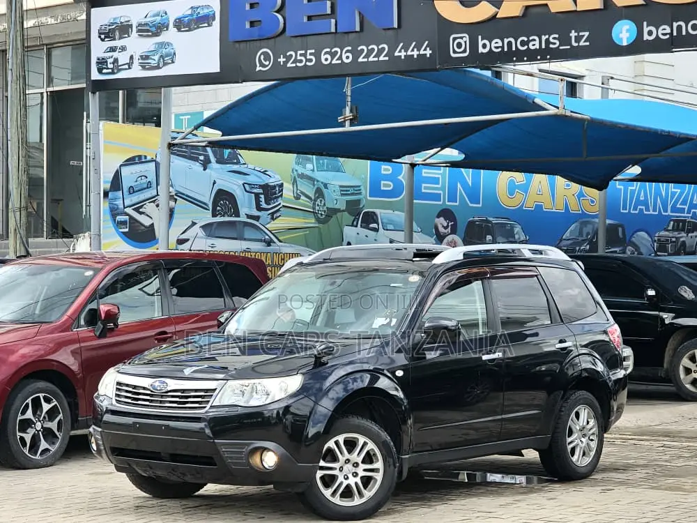 Subaru Forester 2010 Black