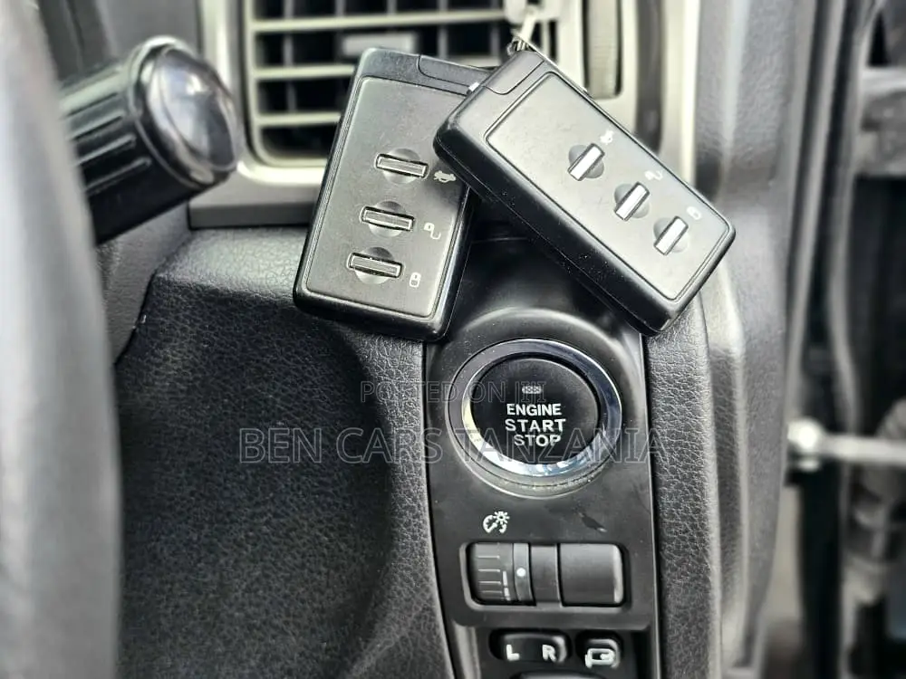 Subaru Forester 2010 Black