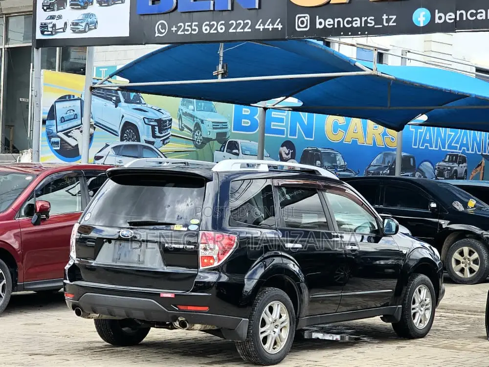 Subaru Forester 2010 Black