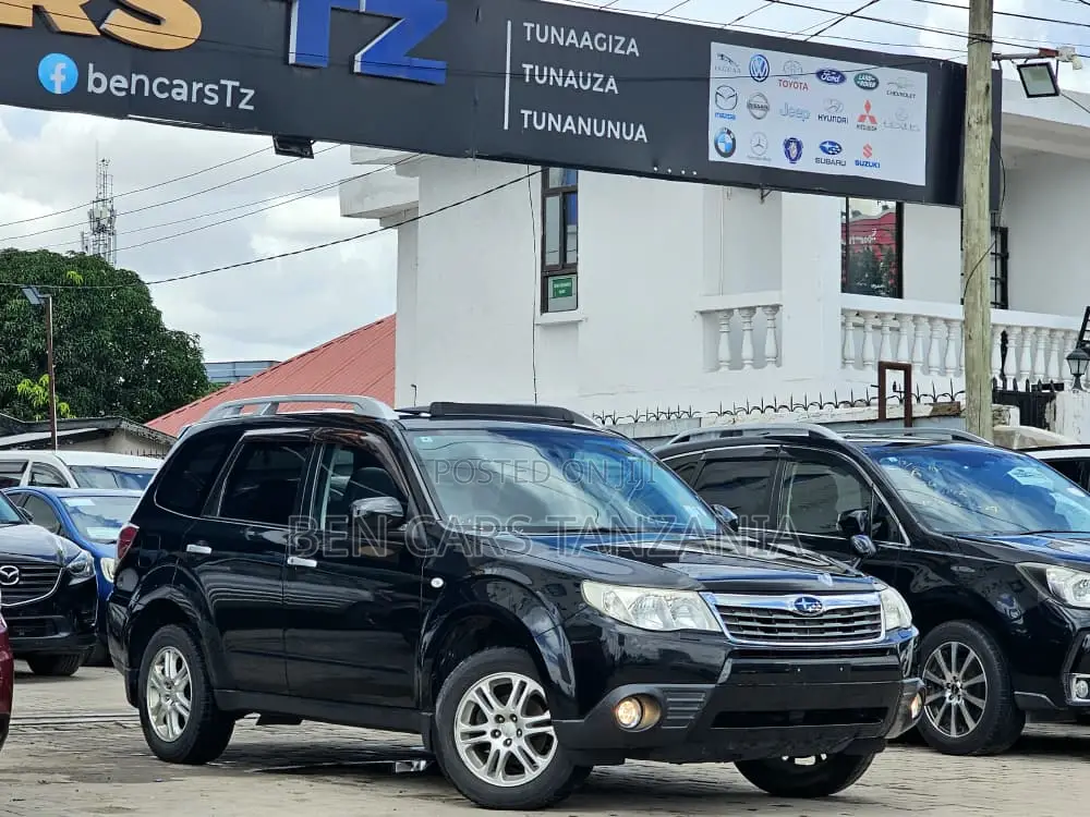 Subaru Forester 2010 Black