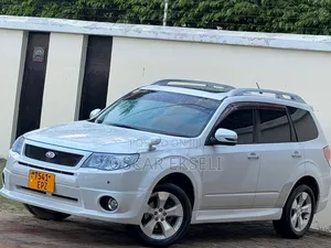 Subaru Forester 2011 White