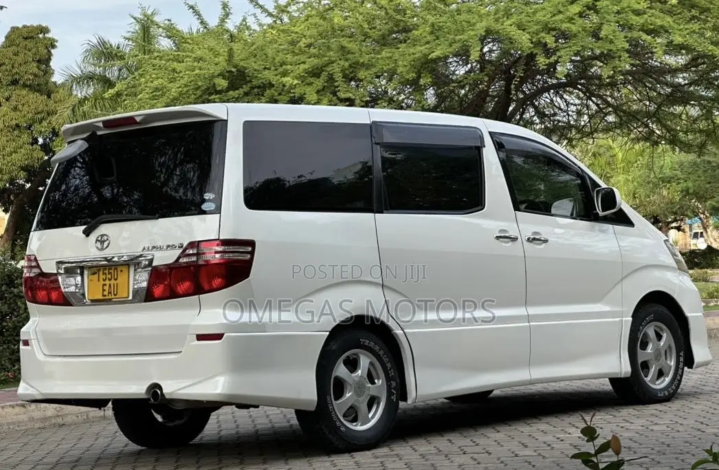 Toyota Alphard 2.4 Petrol FWD 2005 Pearl