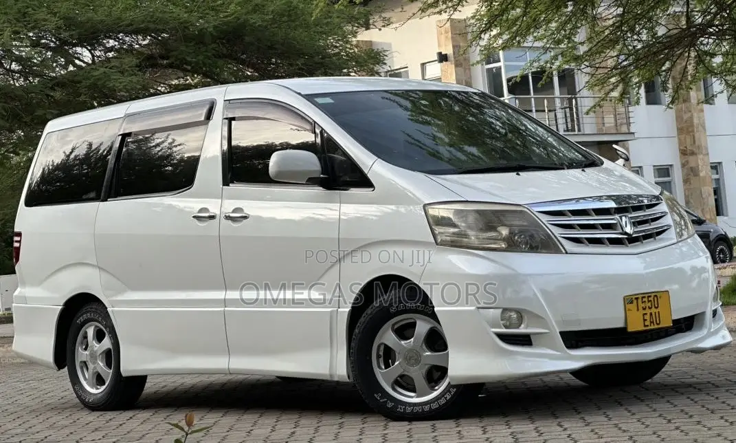 Toyota Alphard 2.4 Petrol FWD 2005 Pearl