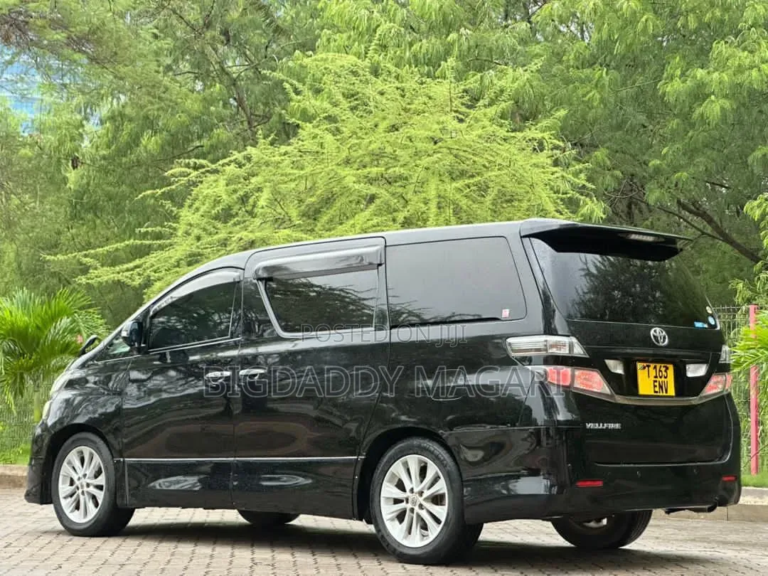 Toyota Alphard 2009 Black
