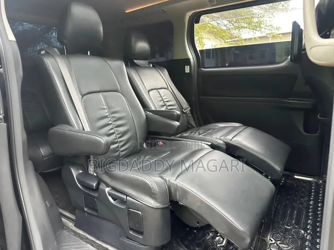 Toyota Alphard 2009 Black