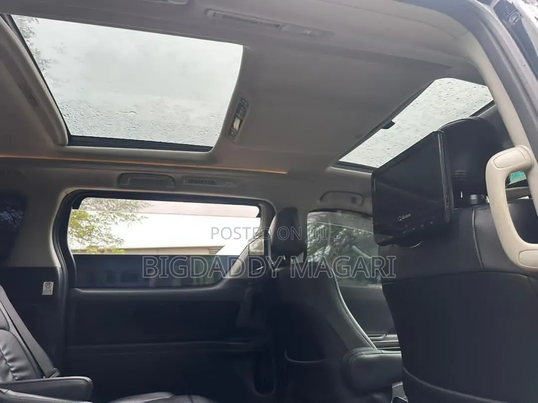 Toyota Alphard 2009 Black