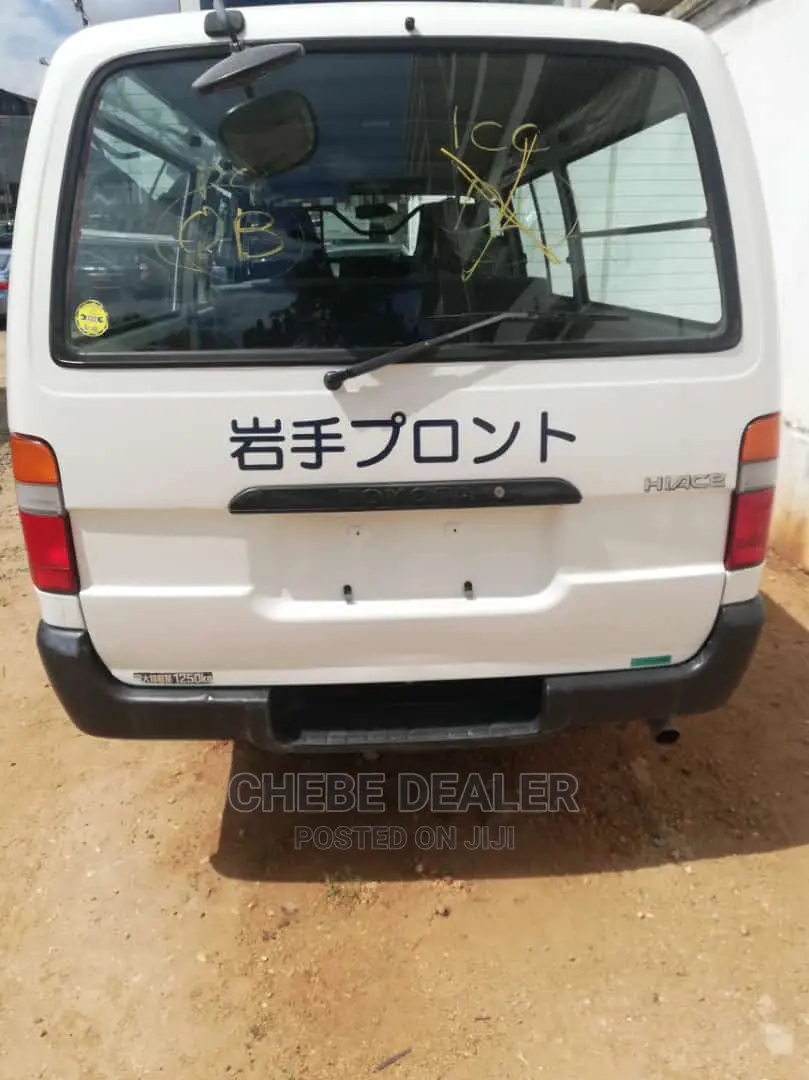 Toyota Hiace