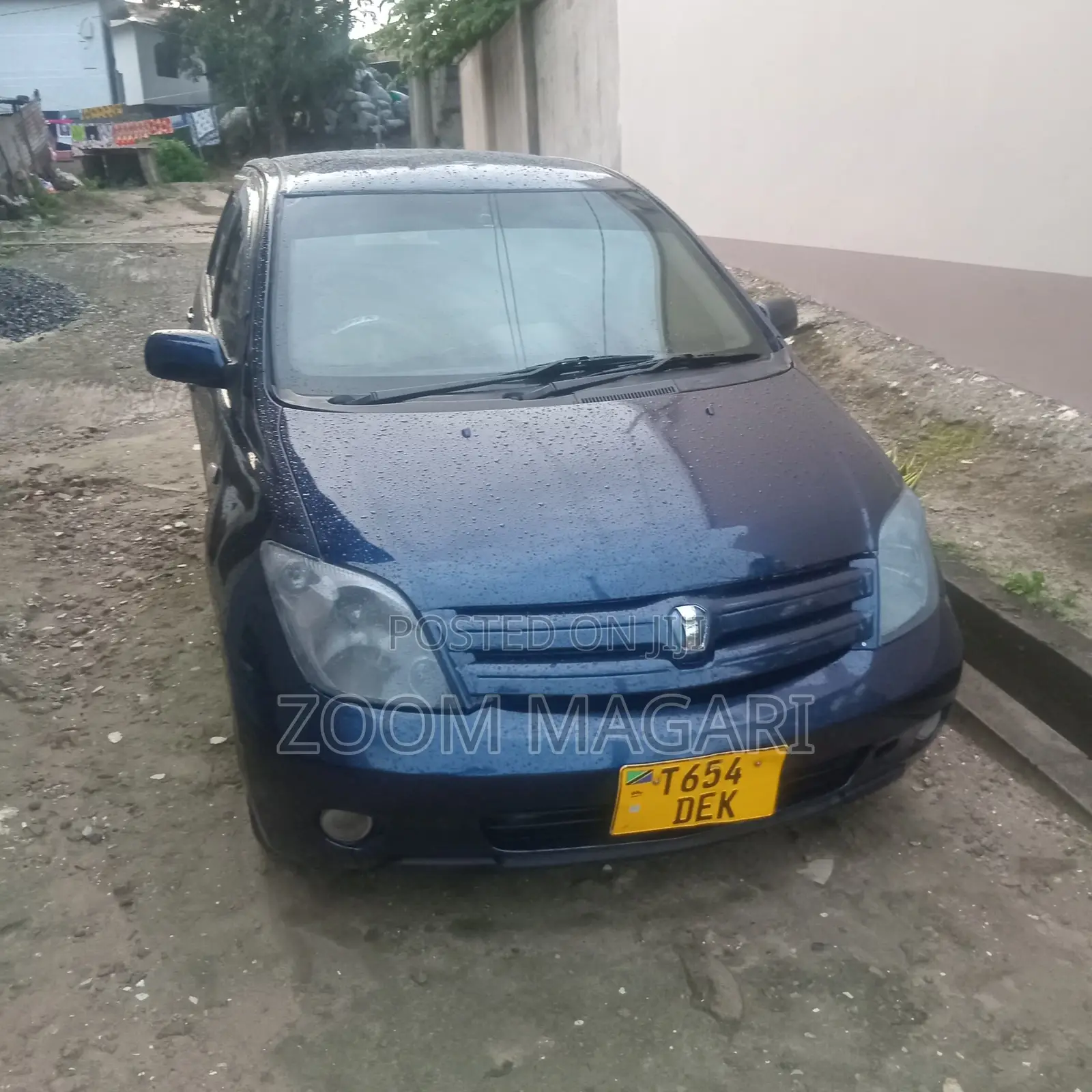 Toyota IST 2006 Blue