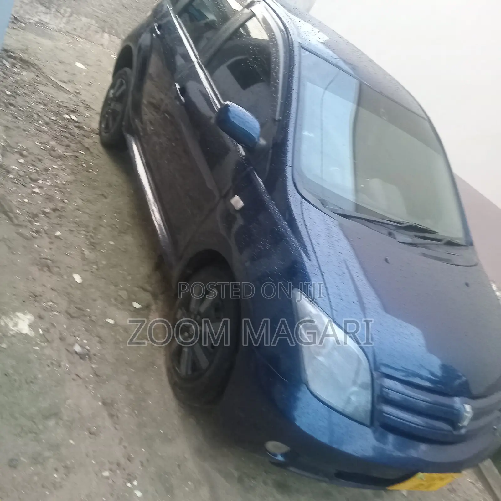 Toyota IST 2006 Blue